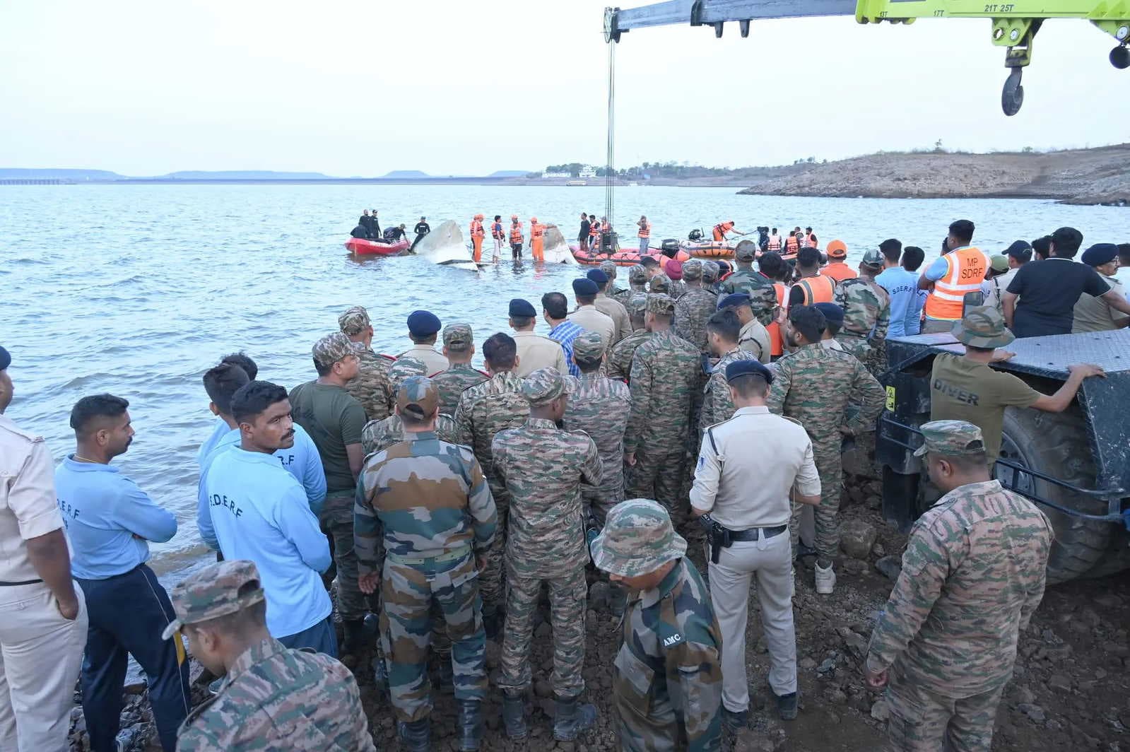 Probe ordered, staff sacked after Jabalpur cruise capsizing left 9 dead
