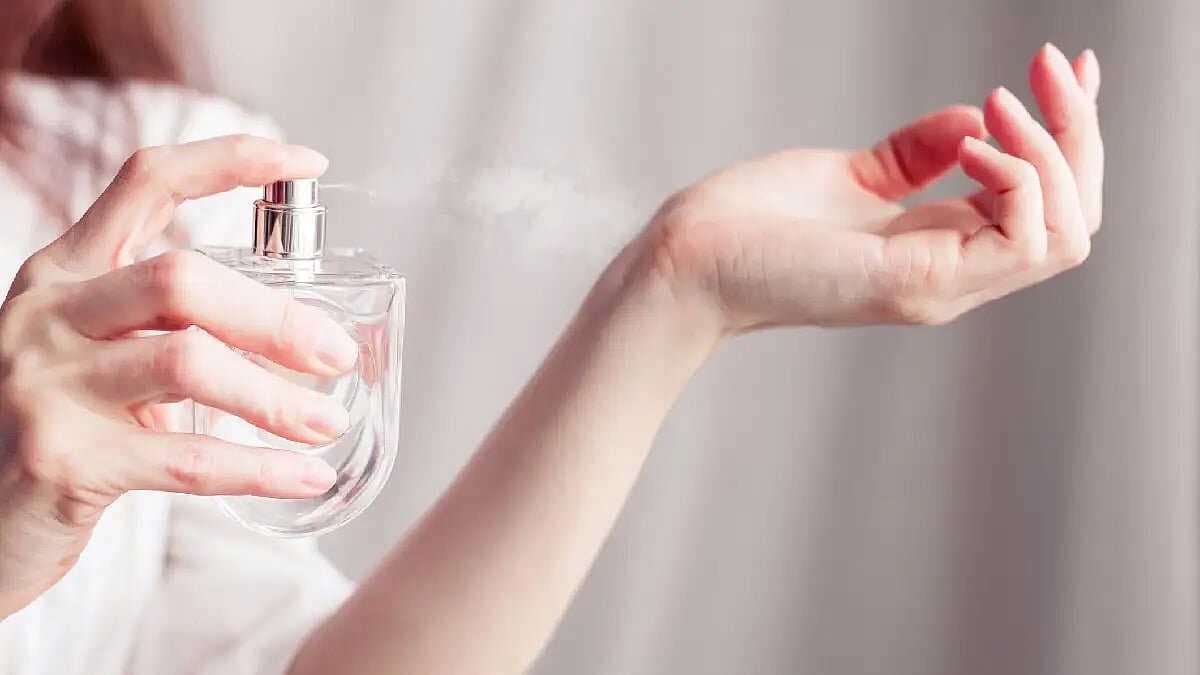 Skip chemical perfumes this summer—make these fresh floral fragrances at home