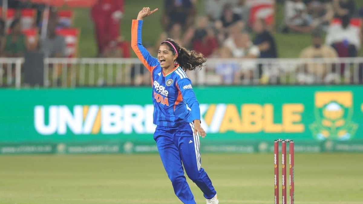 Shreyanka Patil suffers injury scare after being stretchered off in World Cup clash