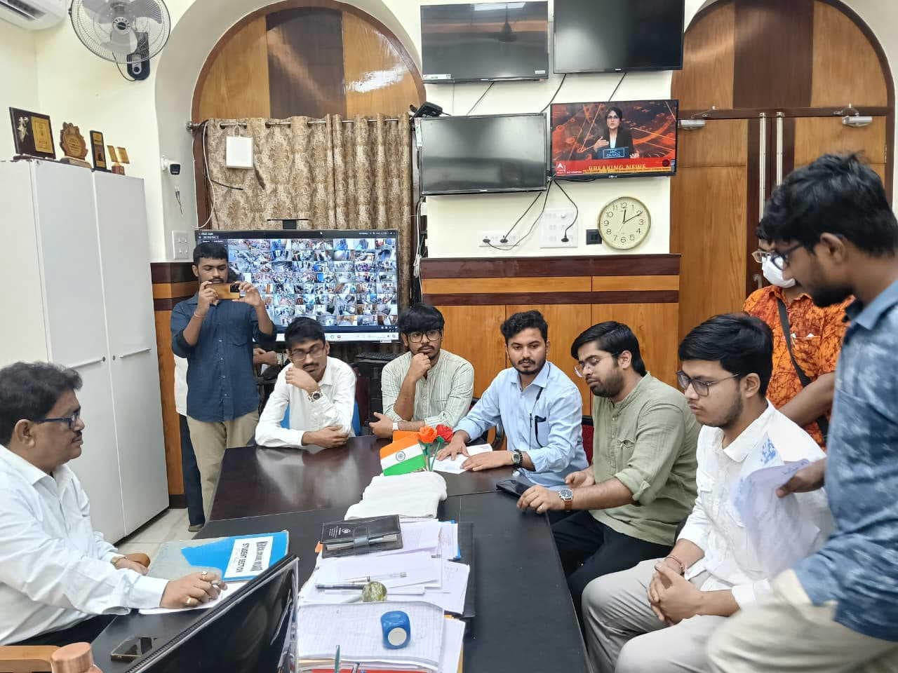 ABVP MeDeVision raises hostel safety and drug-free campus demands at Medical College Kolkata