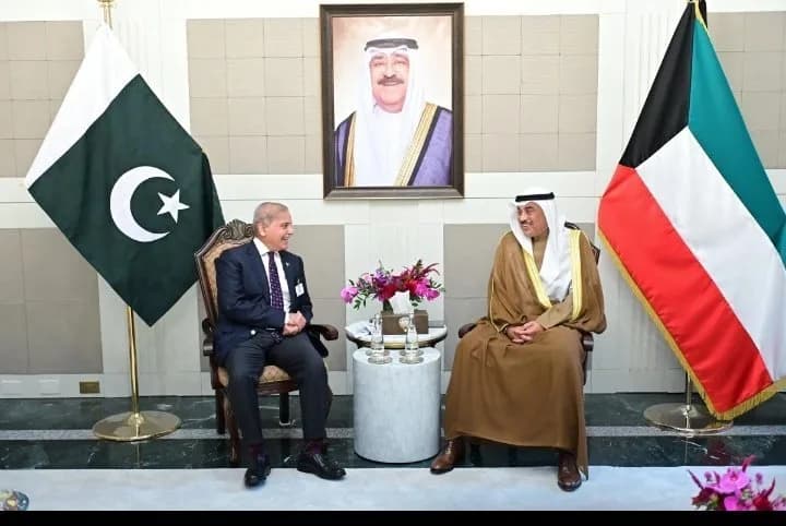 Pakistan and Kuwait are in talks over a new defense pact.