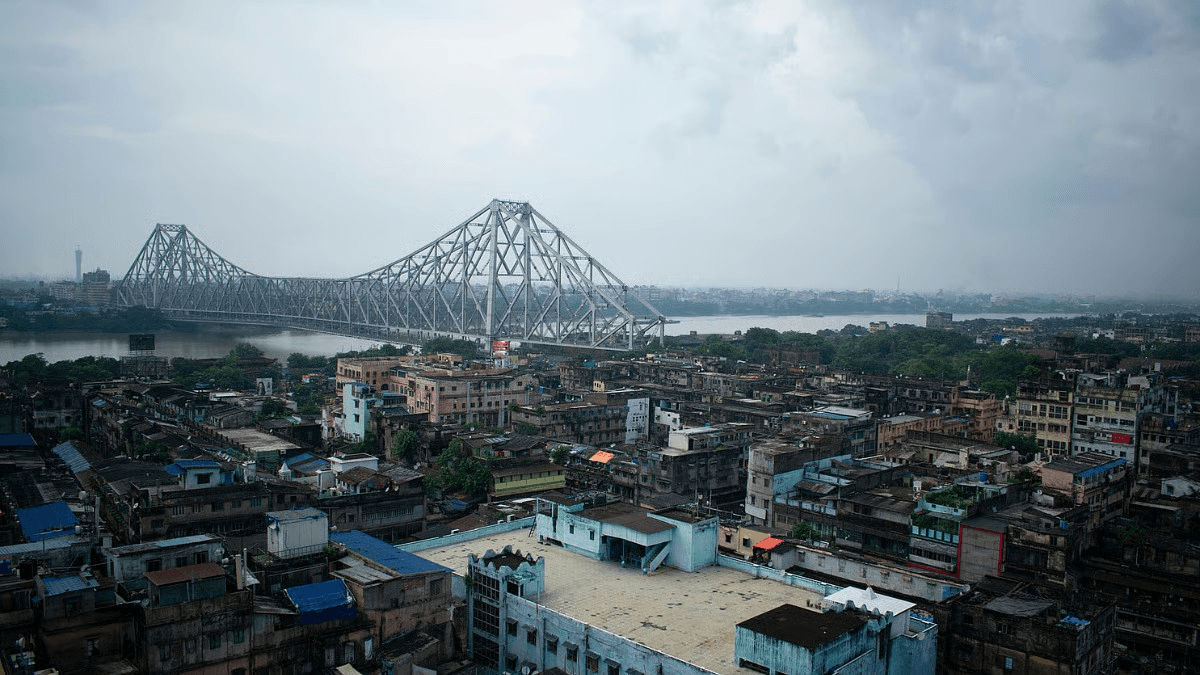 Kolkata swelters, but is a nor’wester storm about to break in? IMD predicts rain shift