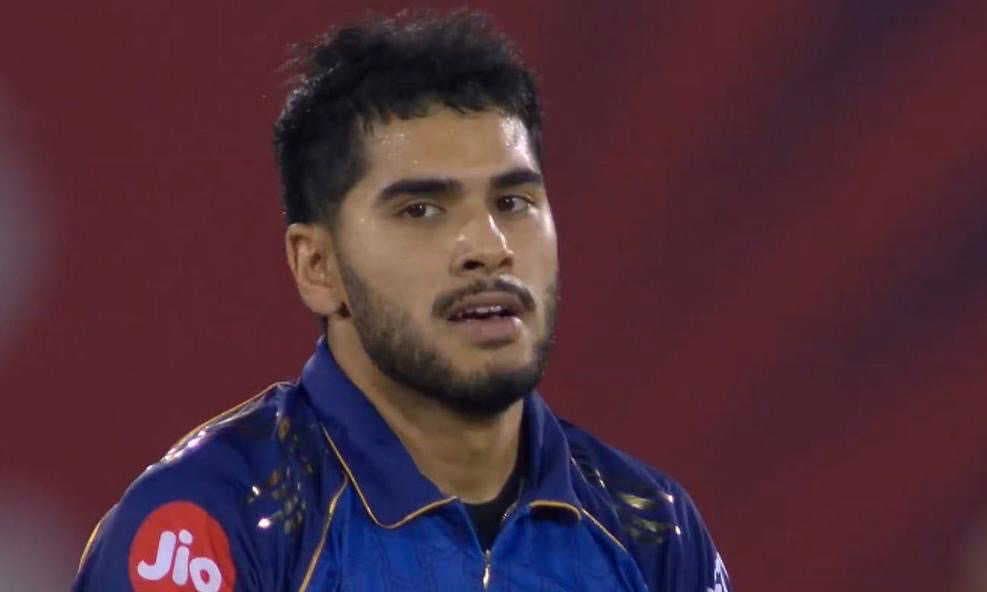 These players replace injured Raj Bawa and Quinton de Kock at MI