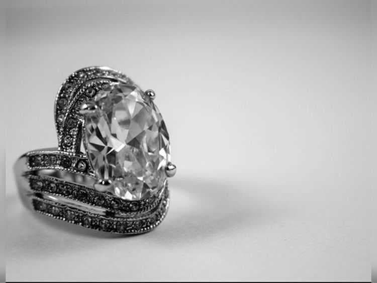 Silver gates narrow as Centre restricts 99.9% silver bar imports with immediate effect