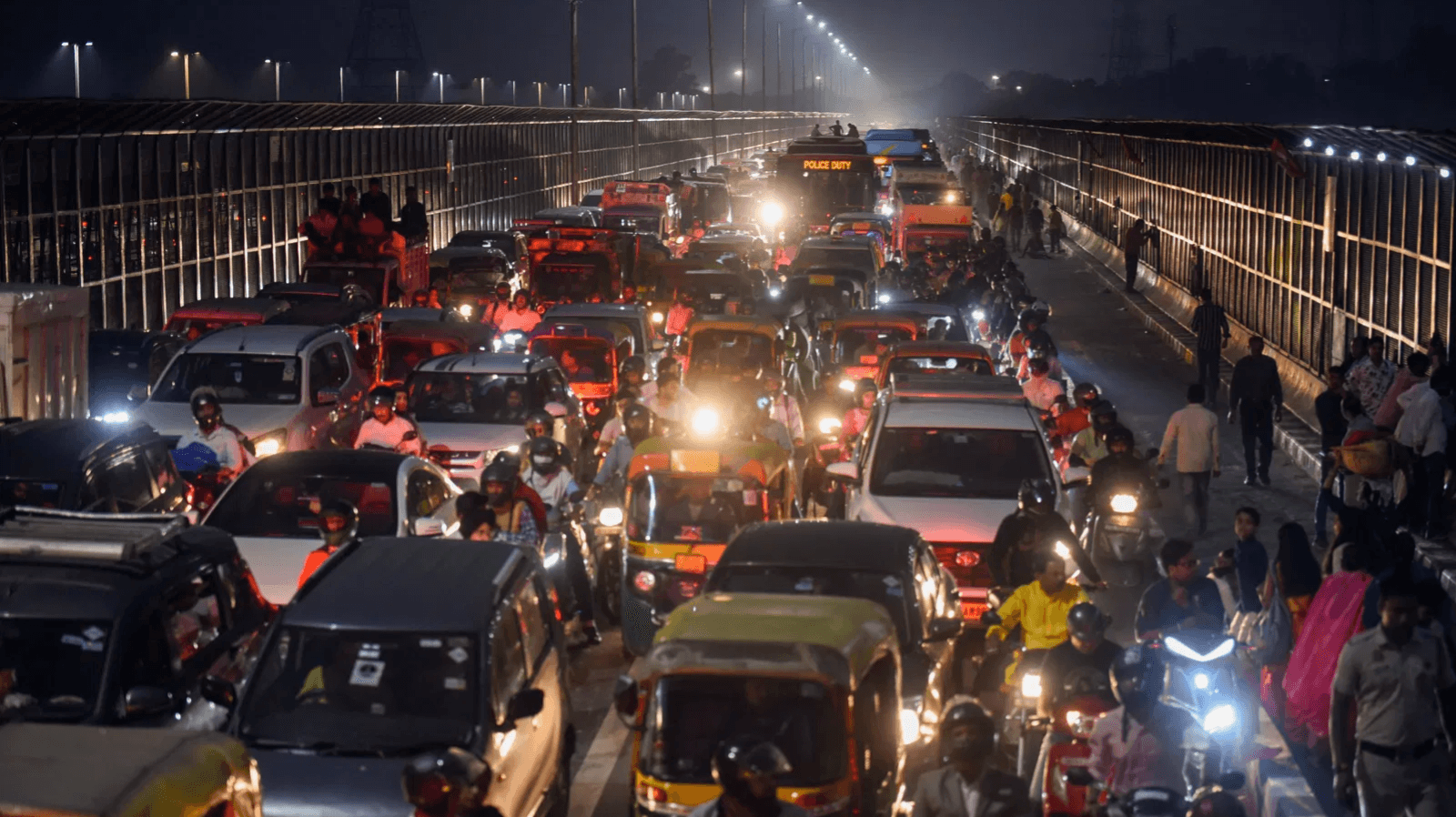 Delhi witnesses heavy traffic congestion during summit rehearsal at Bharat Mandapam