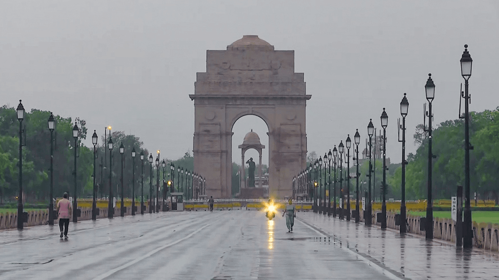 Delhi judge found dead at Safdarjung residence, police probe suspected suicide