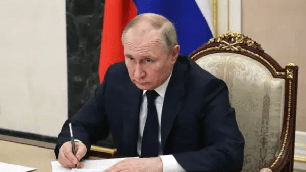 Putin announces Easter ceasefire in Ukraine; Kyiv yet to respond