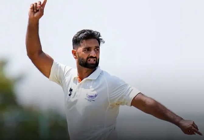 Auqib Nabi joins India Test camp as net bowler after standout domestic season