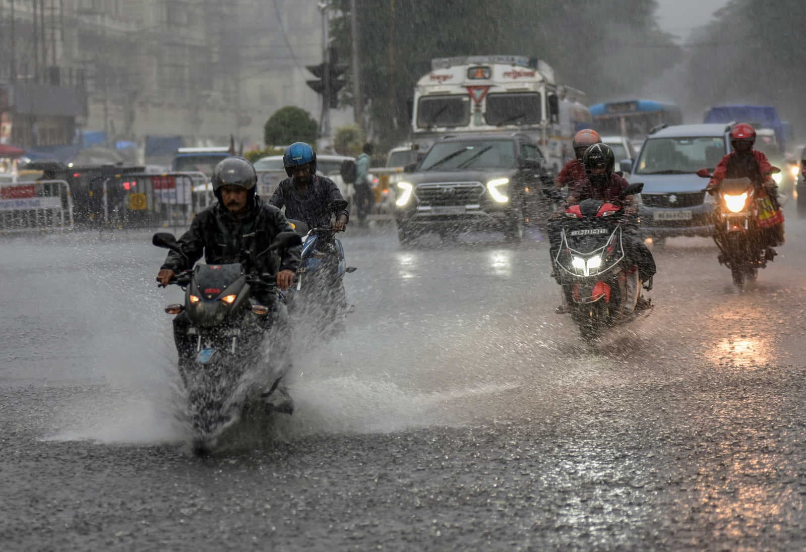 Monsoon races across India: Is your state next on the rain map?