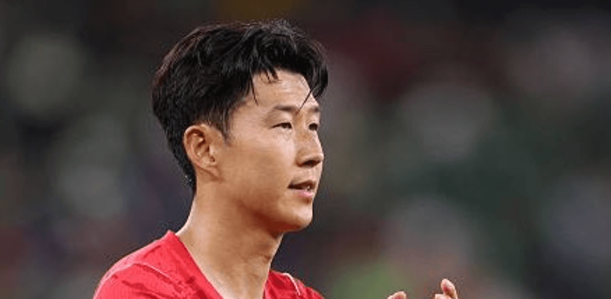 Son Heung-min apologises after South Korea's World Cup exit. | (X/Joel Kim)