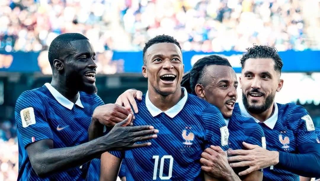 Kylian Mbappe penalty sends Les Bleus into World Cup quarter-finals