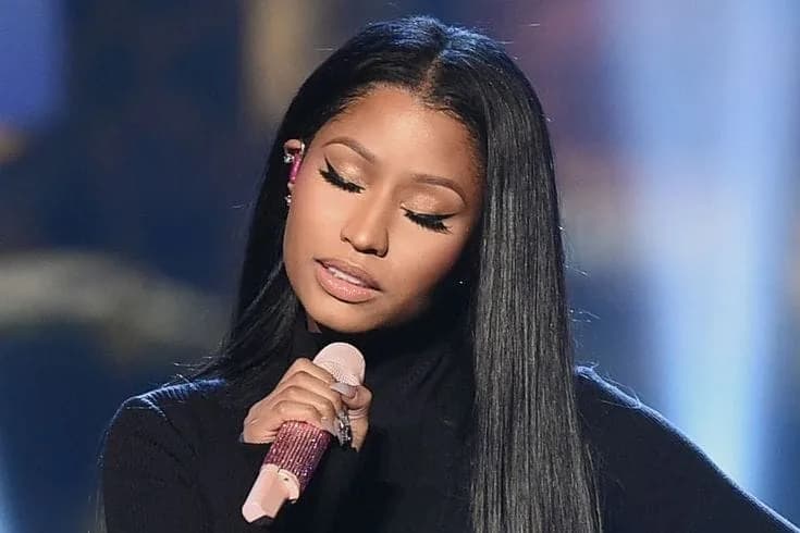 Nicki Minaj poses inside the Oval Office during her White House visit