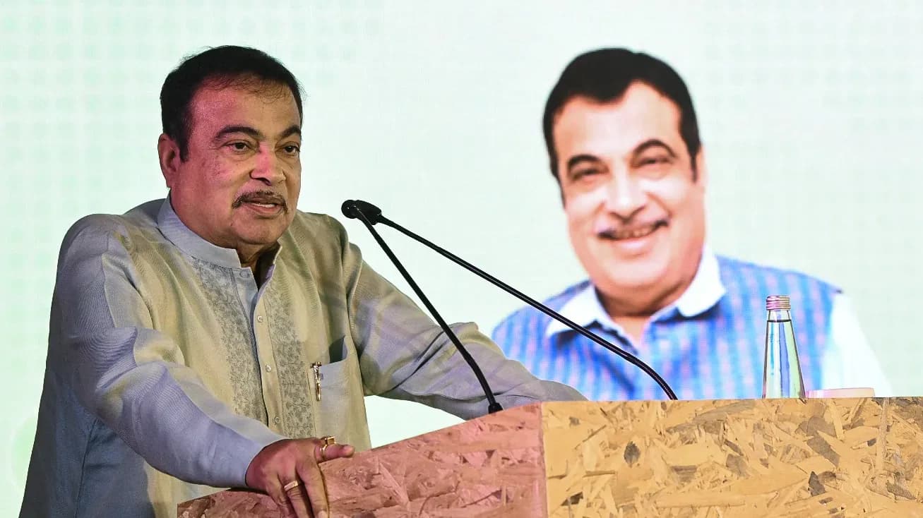 Nitin Gadkari said consumers can opt for 100% petrol, but it will cost more | File image/ANI