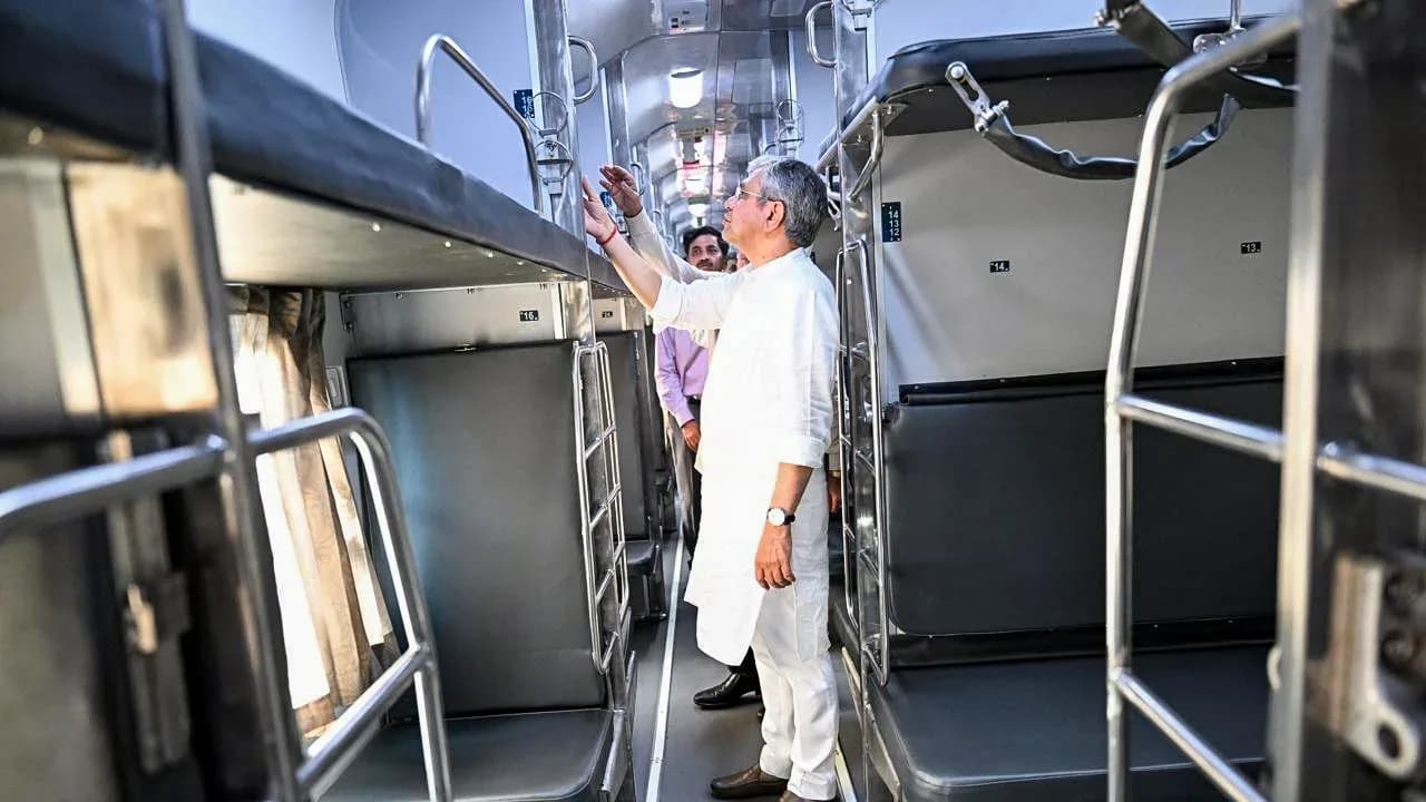 Ashwini Vaishnaw inspects seating of sample Amrit Bharat train in New Delhi | Representative image/ANI