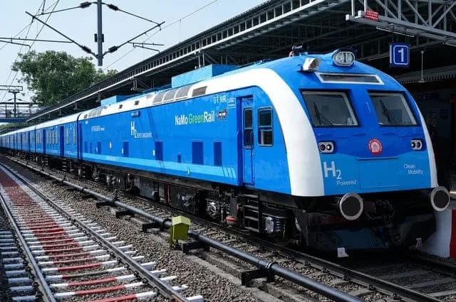 Indian Railways launches hydrogen trains at a very low fare | Reddit-r/trains