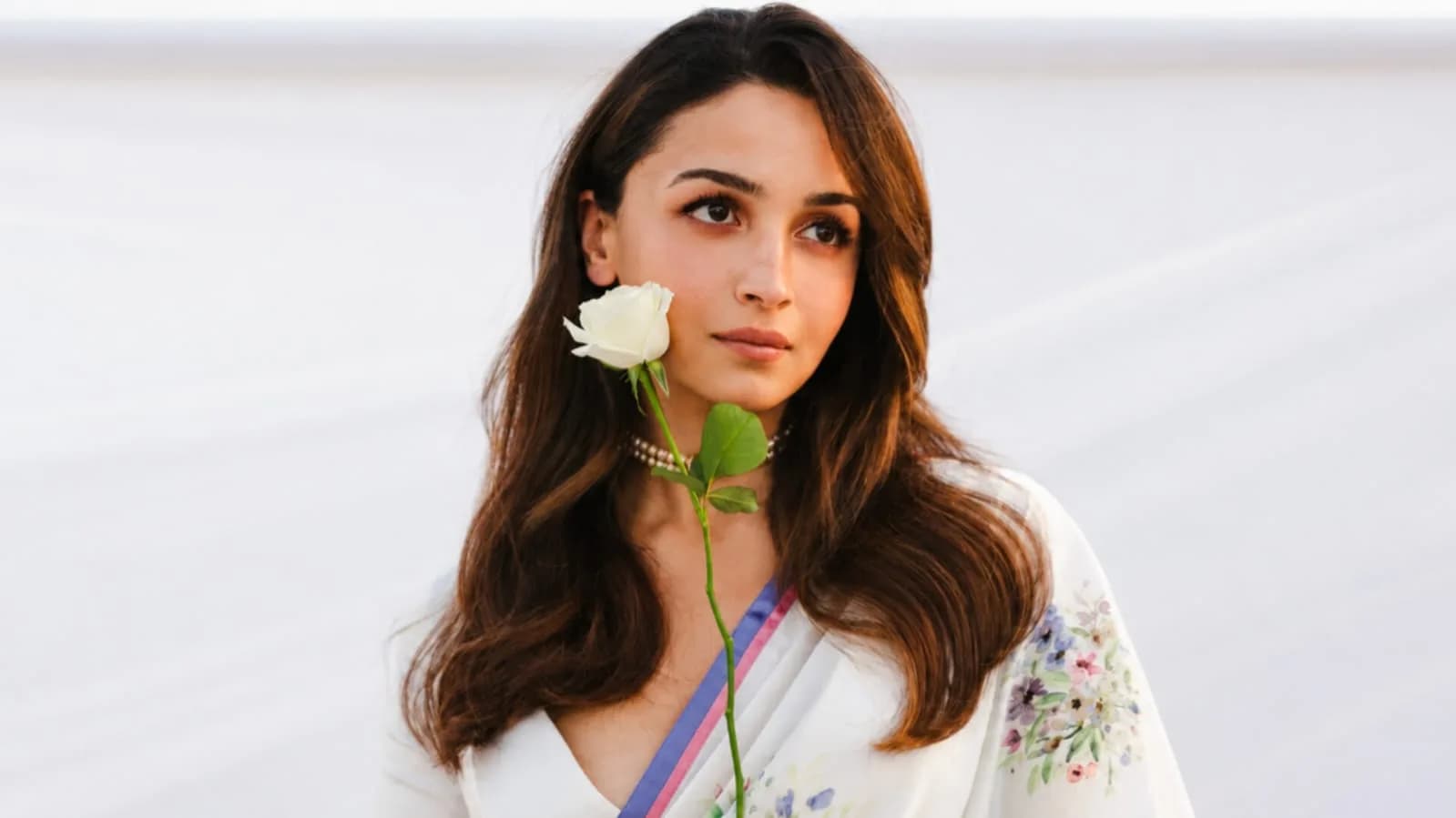 ‘Their courage humbles me’: Alia Bhatt voices support for CJP protest, shares emotional message for students