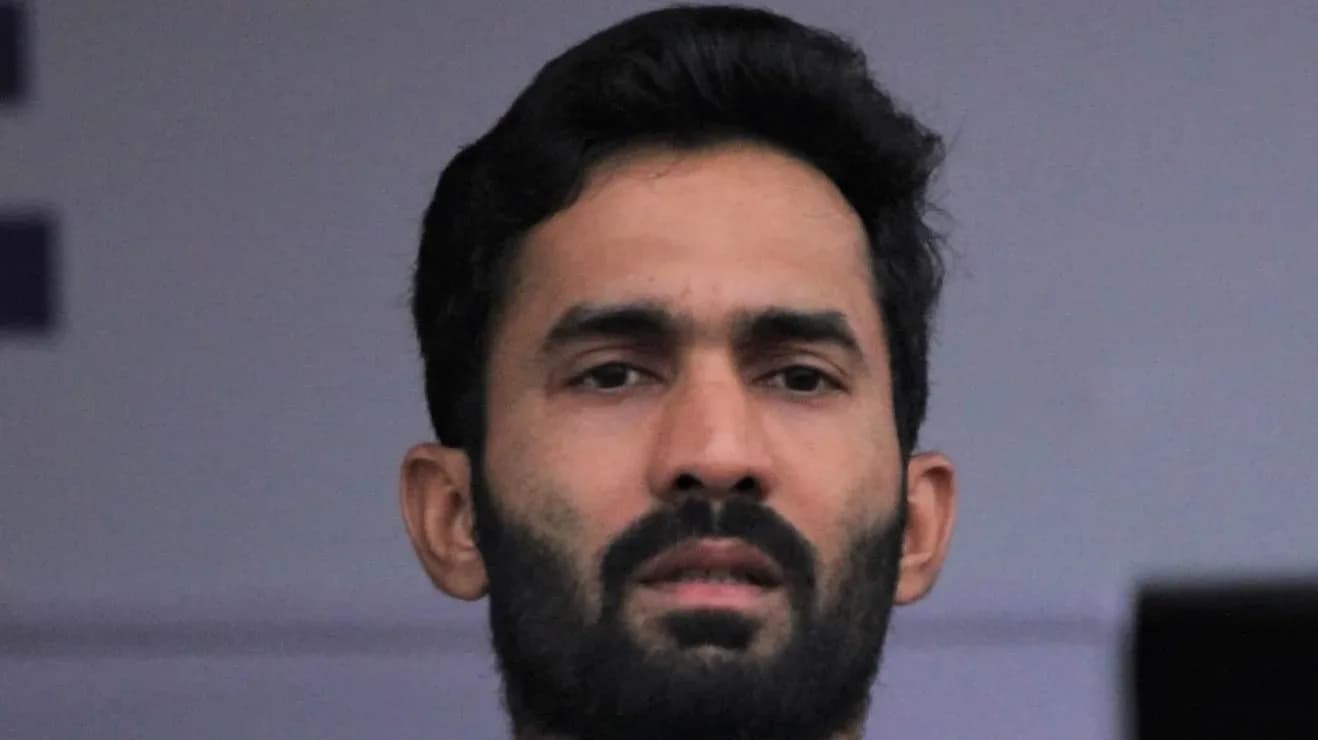 Dinesh Karthik