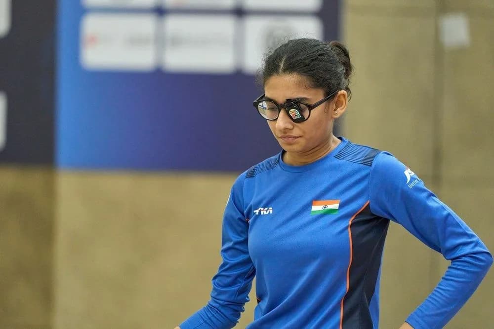 Sonam Maskar, Elavenil Valarivan miss medals at ISSF World Cup final. | X